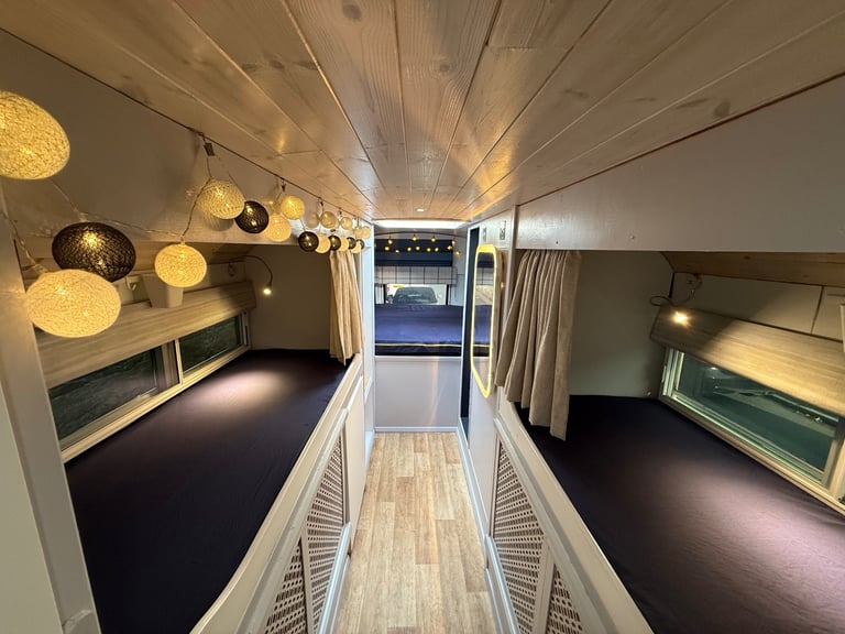 Off Grid Live aboard Skoolie motorhome