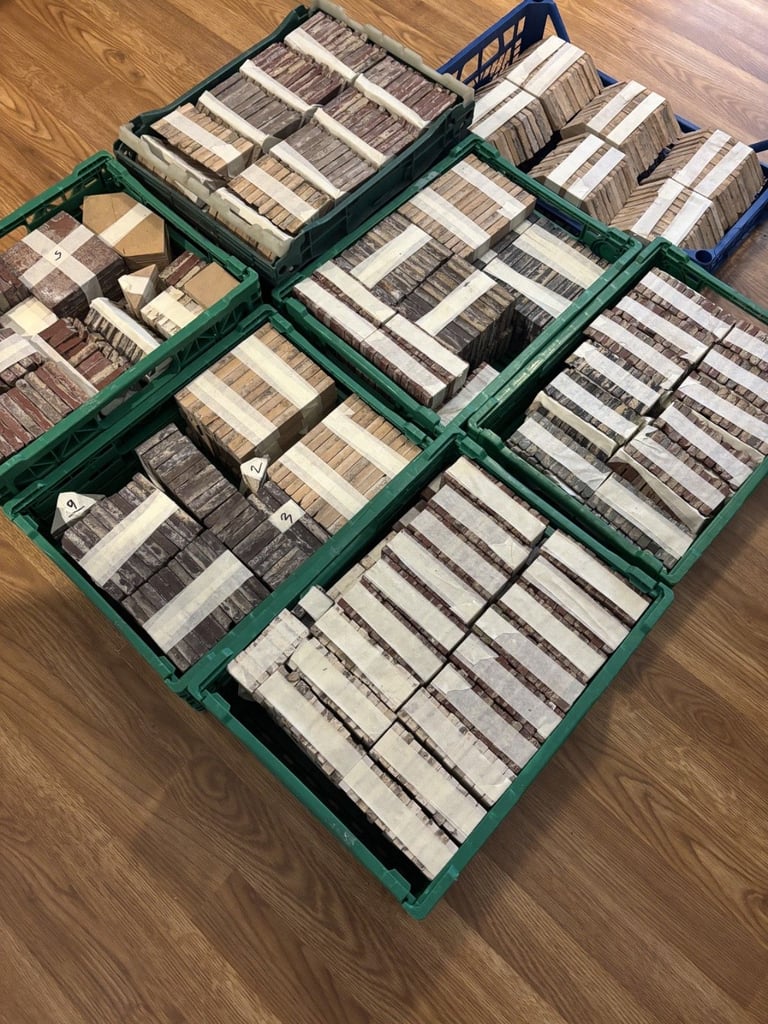 A Beautiful Antique Victorian Floor Tiles Flooring Reclaimed Salvaged apprx 5 m2