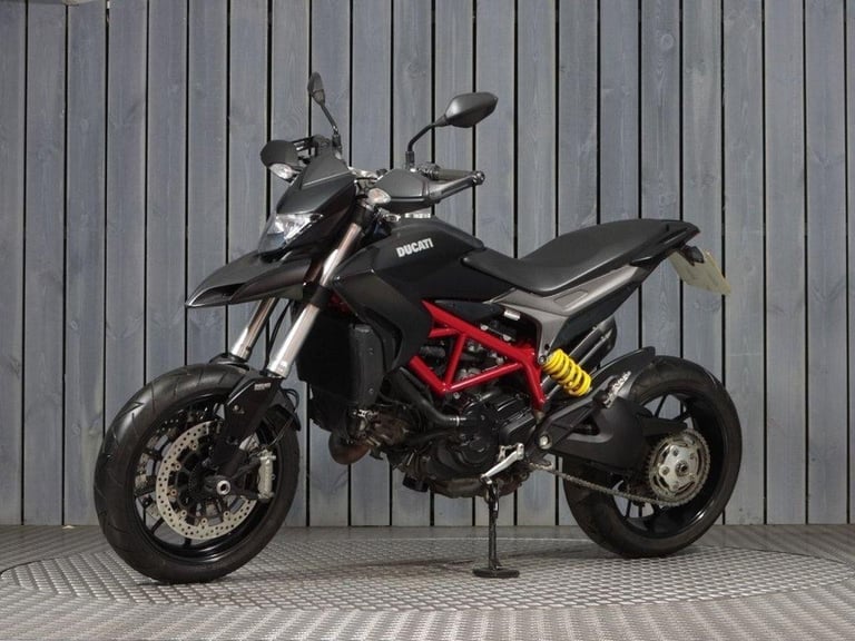 2013 13 DUCATI HYPERMOTARD 821