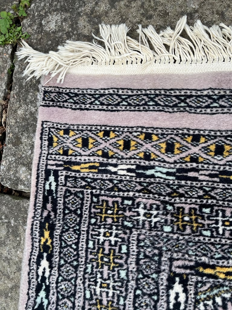 Pakistani Bokhara rug