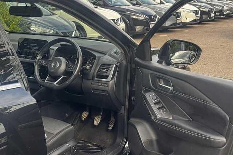 2022 Nissan Qashqai 1.3 DiG-T MH N-Connecta 5dr HATCHBACK Petrol/Electric Hybrid Manual