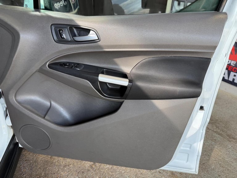 FORD TRANSIT CONNECT 1.5 240 EcoBlue Limited L2 Euro 6 (s/s) 5dr 2019