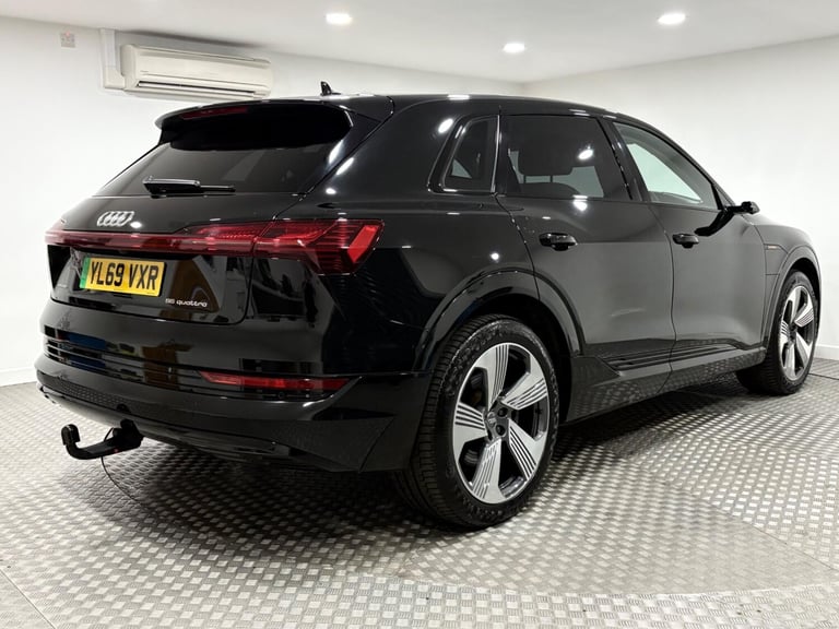  Audi e-tron 55 Launch Edition Auto quattro 5dr 95kWh Electric Automatic
