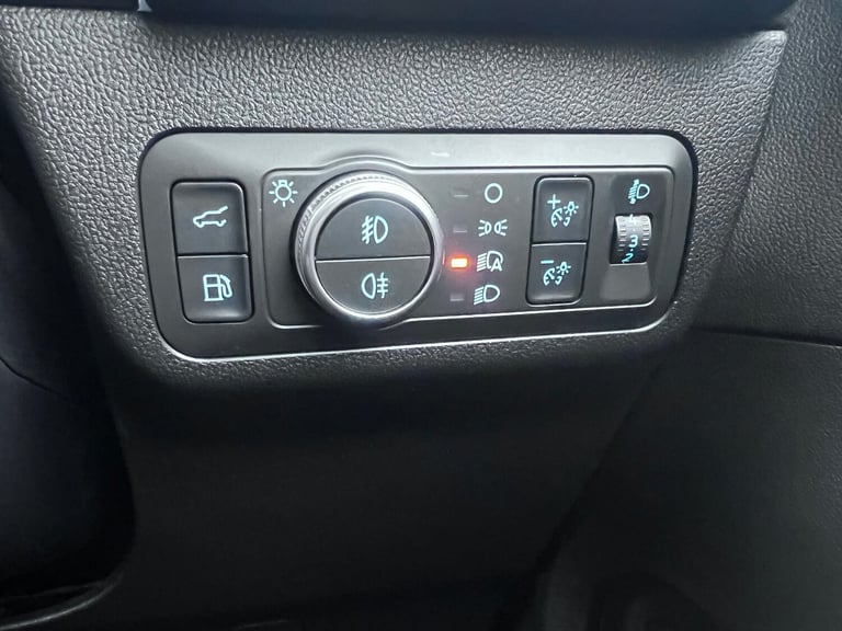 2023 Ford Kuga 2.5 EcoBoost Duratec 14.4kWh ST-Line X SUV 5dr Petrol Plug-in