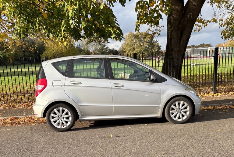 **AUTOMATIC** 09 Mercedes A180. Diesel.  Bargain £1995!