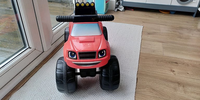 Fisher Price Blaze and the Monster Machines Ride On Truck