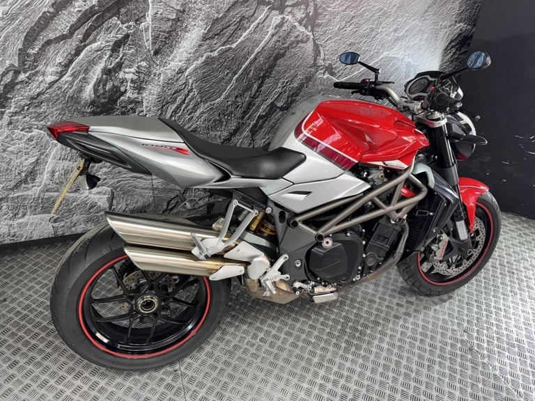 MV AGUSTA BRUTALE 1090 RR 1090RR 2010