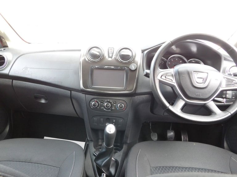 2017 17 DACIA SANDERO 1.5 DCI LAUREATE HATCHBACK 5DR DIESEL MANUAL EURO 6 (S/S) 