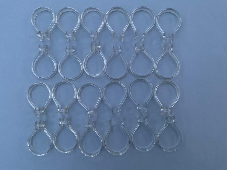 Shower curtain rings, clear. Quantity 24