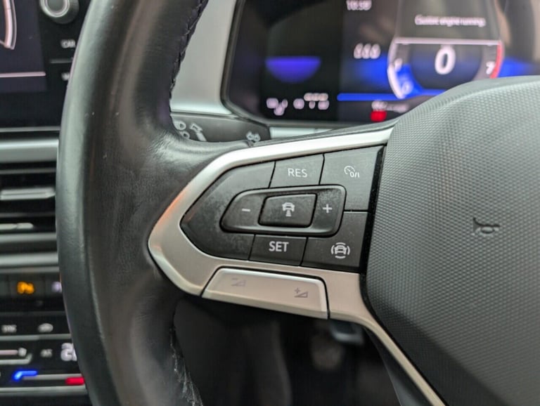 2022 Volkswagen T-Roc 1.0 TSI Life SUV 5dr Petrol Manual Euro 6 (s/s) (110 ps) PARK ASSIST+BLUETO...