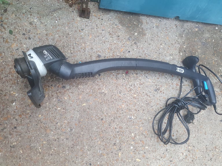 MAC ALLISTER GRASS STRIMMER