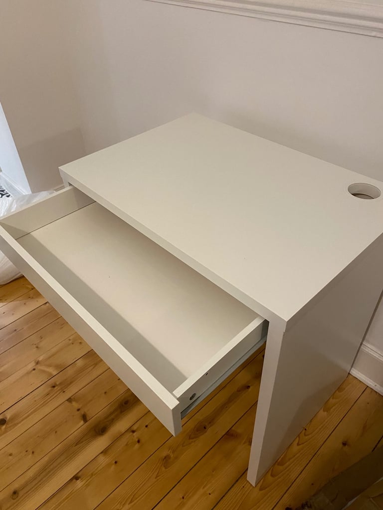 Ikea Micke White Desk