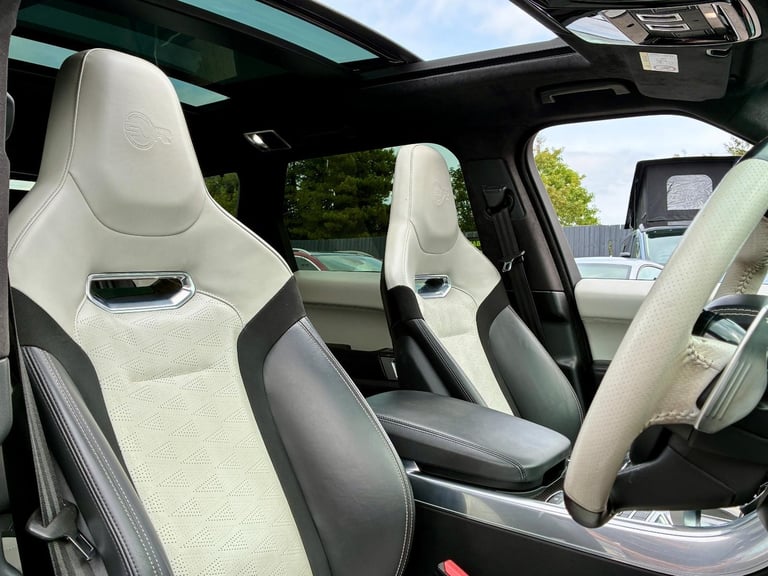 2018 Land Rover Range Rover Sport SVR 5.0 Auto **Carbon Pack - Low Miles**