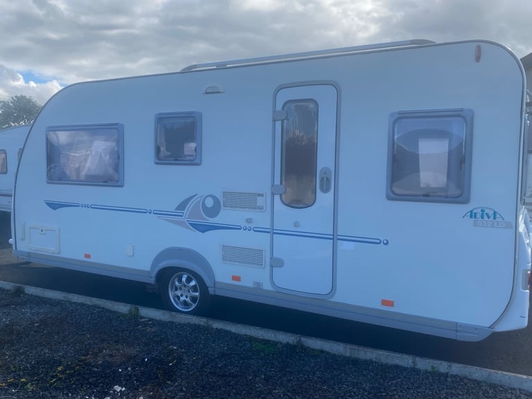 2004 adiva 532 LD  light weight caravan 4 berth double lounge 