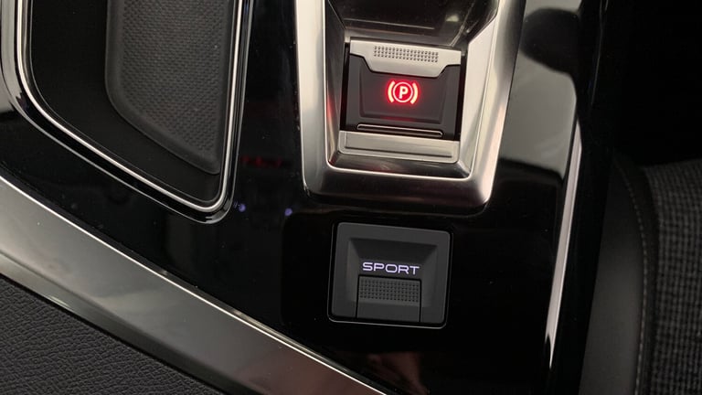 2020 Peugeot 3008 1.2 PureTech GPF Allure SUV 5dr Petrol EAT Euro 6 (s/s) (130 ps) SUV Petrol Aut...