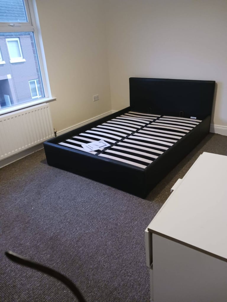 Pet Friendly - 5 Lecale Street