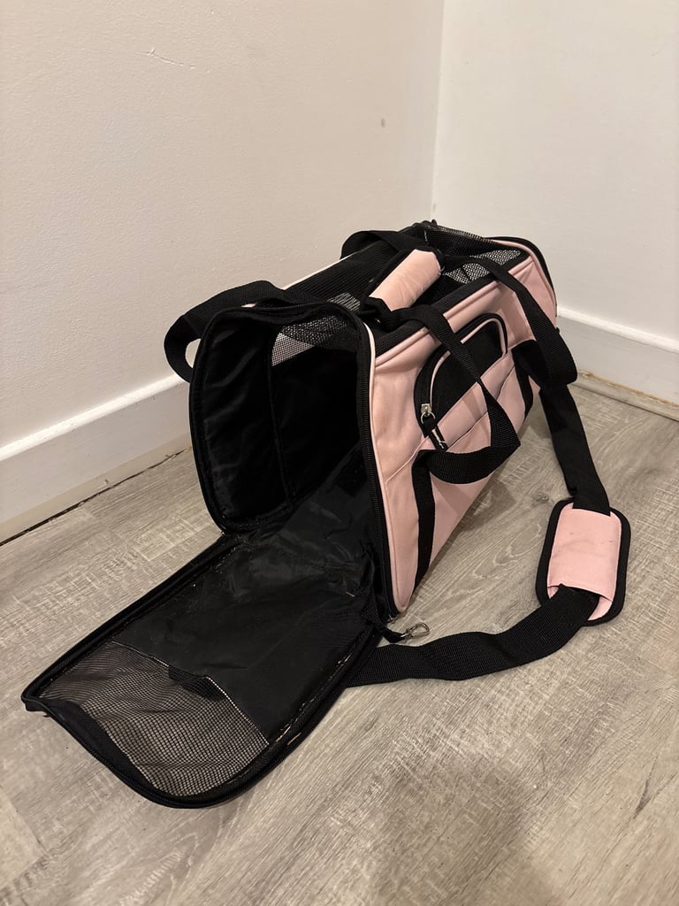Pale Pink Rabbit / Small Pet Carrier Bag