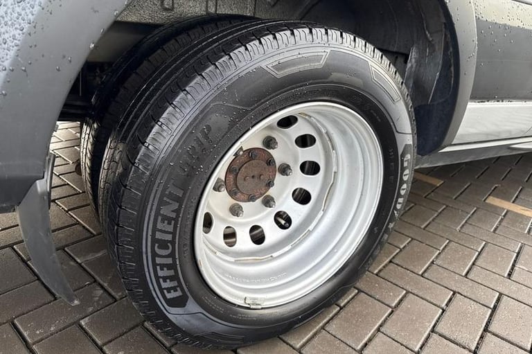 2023 Ford Transit 2.0 EcoBlue 170ps H3 18 Seater Leader Auto MINIBUS DIESEL Automatic