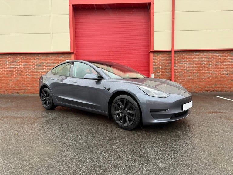 image for  Tesla Model 3 Standard Range Plus Auto RWD 4dr Electric Automatic