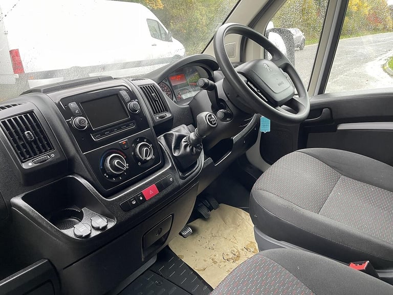 2022 Peugeot Boxer 2.2 BlueHDi 335 Professional L3 H2 Euro 6 (s/s) 5dr PANEL VAN Diesel Manual