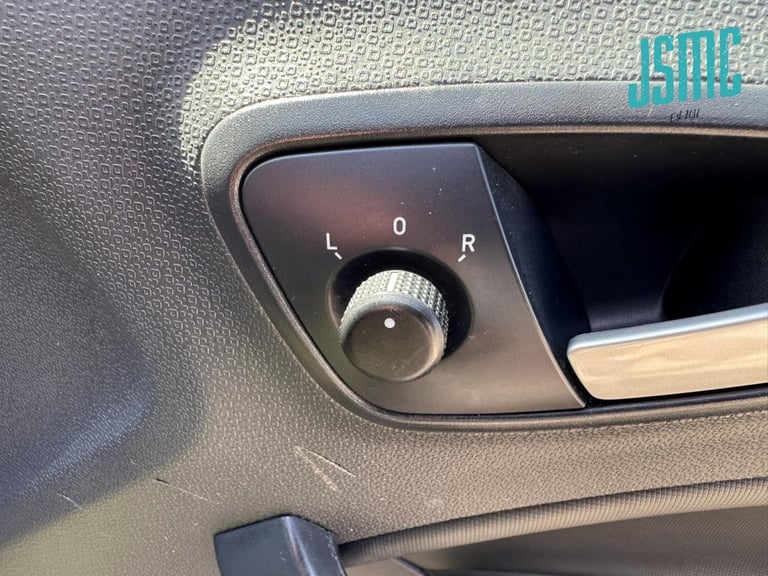 2009 SEAT Ibiza 1.4 16V Sport Hatchback 5dr Petrol Manual Euro 4 (85 ps) Hatchback Petrol Manual