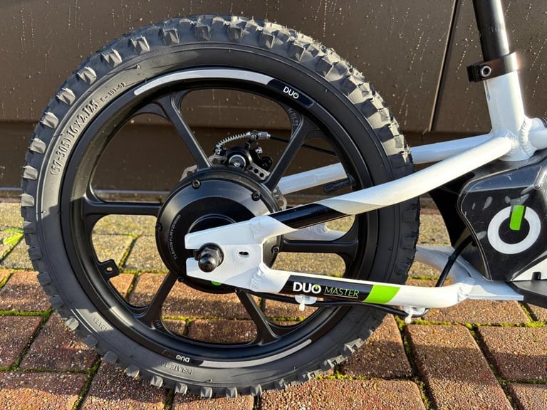 DUO BIKES - DUO 16 MASTER - NEW KIDS ELECTRIC BALANCE BIKE - FOR KIDS AGE 5+