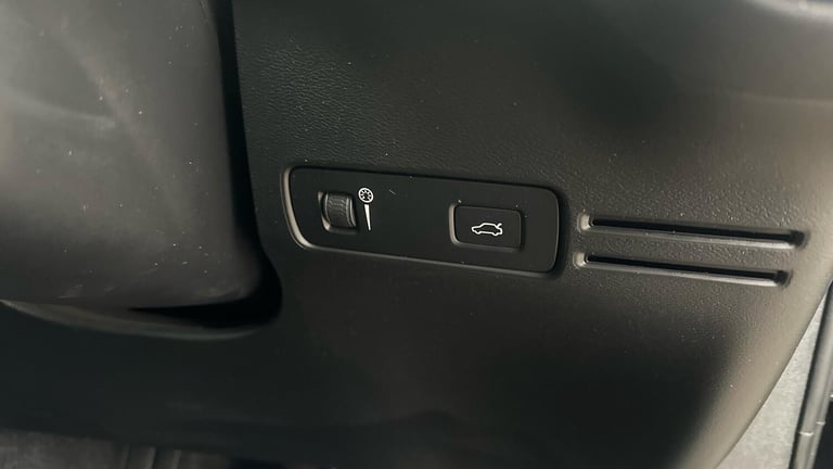 2021 Volvo XC40 1.5 T3 [163] R DESIGN 5dr Geartronic ESTATE PETROL Automatic