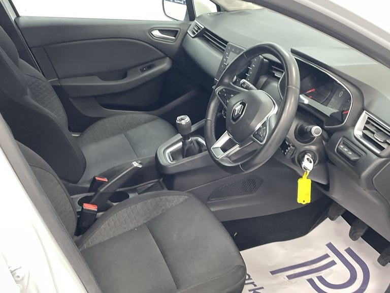 2020 Renault Clio 1.0 TCe Play Hatchback 5dr Petrol Manual Euro 6 (s/s) (100 ps) - AA INSPECT Hat...