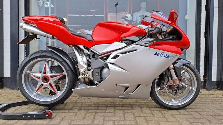 MV AGUSTA F4 750