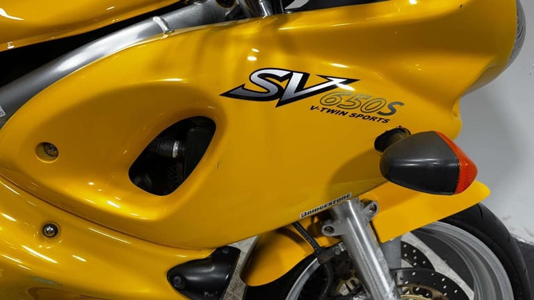 Suzuki SV650 SV650 2002 15K GOOD RUNNING CLASSIC A2 V TWIN CARBED BIKE