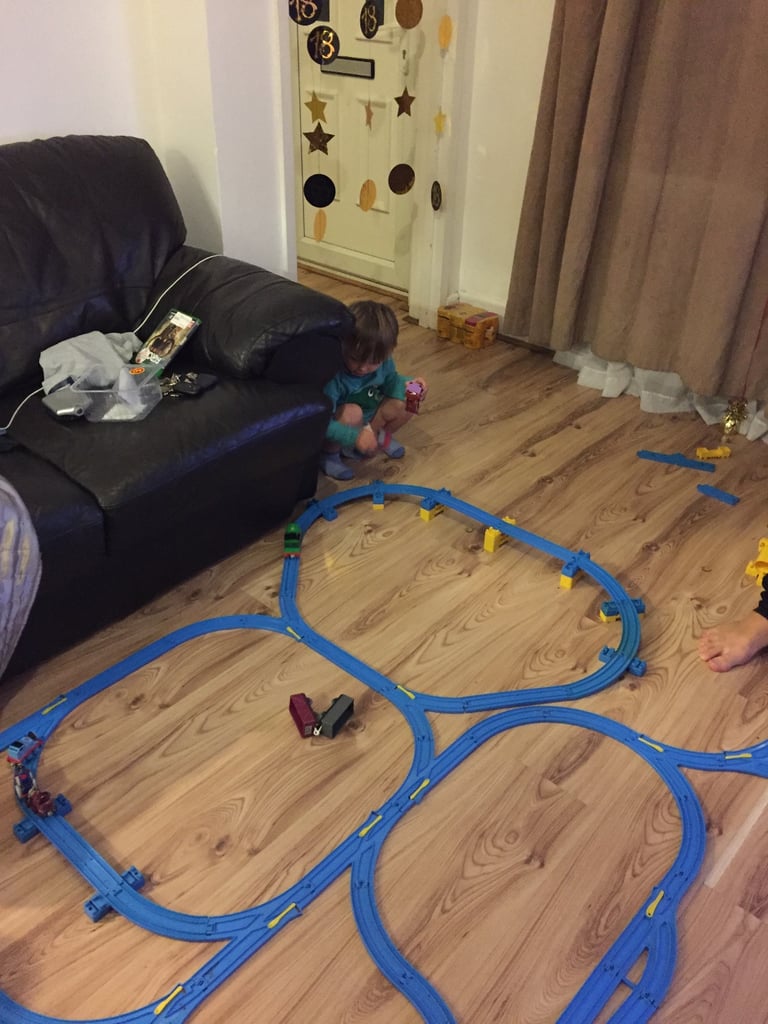 Thomas the Tank Engine train and track set
