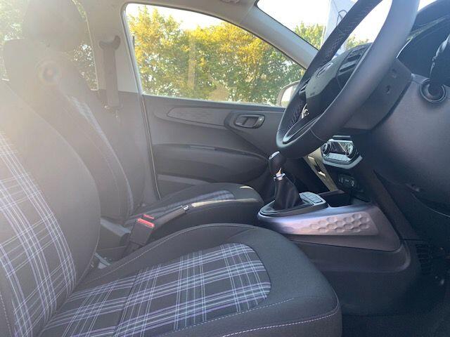 2025 Hyundai i10 1.0 [63] Premium 5dr [Nav] HATCHBACK Petrol Manual