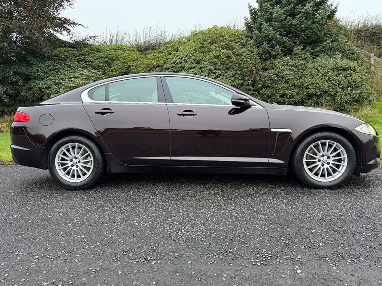2012 Jaguar XF 2.2d SE Saloon 4dr Diesel Auto Euro 5 190 BHP ** LOW MILES **