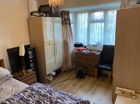 Double single rooms to let 