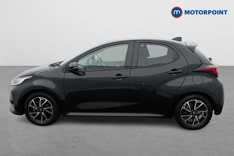 2022 Toyota Yaris 1.5 Hybrid Design 5dr CVT Hatchback Hybrid Automatic