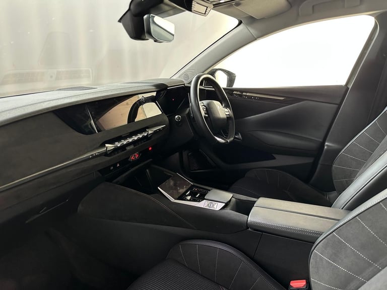 2023 DS Automobiles DS 4 1.6 E-TENSE 12.4kWh Performance Line + EAT8 Euro 6 (s/s) 5dr HATCHBACK P...