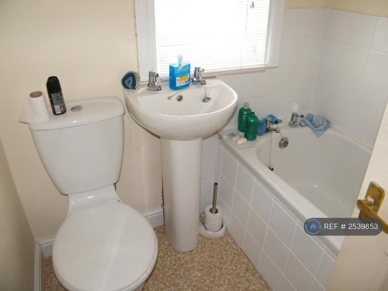 4 bedroom house in Bristol, Bristol, BS7 (4 bed) (#2539853)