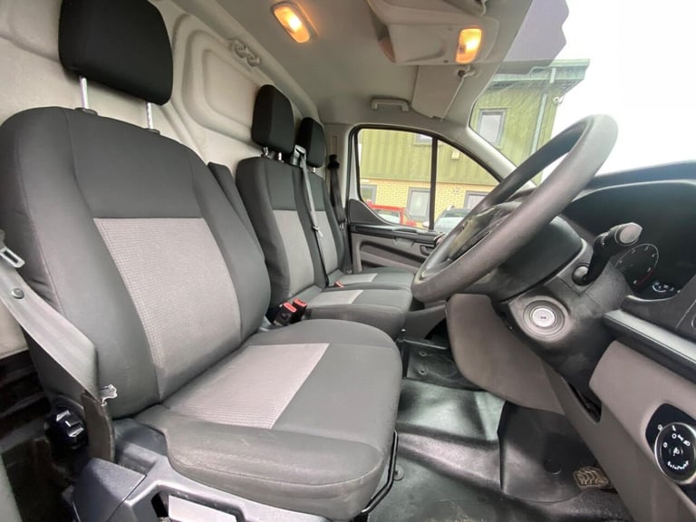 2018 Ford Transit Custom 2.0 300 EcoBlue Panel Van 5dr Diesel Manual L2 H1 Euro 6 (105 ps) PANEL ...