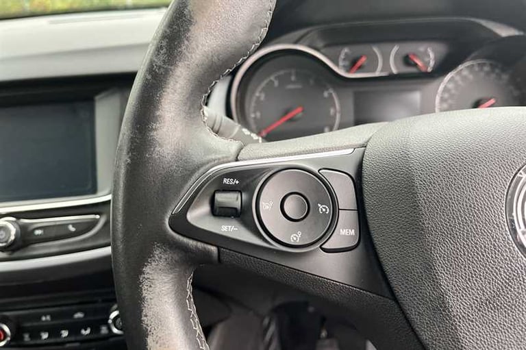 2021 Vauxhall Crossland 1.2i (83 PS) SE 5 Door Petrol SUV *** 1 Private Owner from New *** SUV Pe...