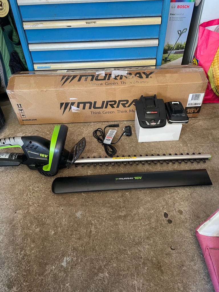 Murray 1697118 18V Lithium-Ion Hedge Trimmer Kit IQ18HTK