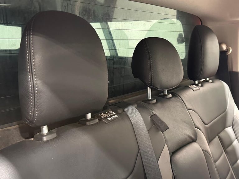 2016 Mitsubishi L200 2.4 DI-D DC Barbarian Pickup Double Cab 4dr Diesel Auto 4WD Euro 5 (178 ps) ...