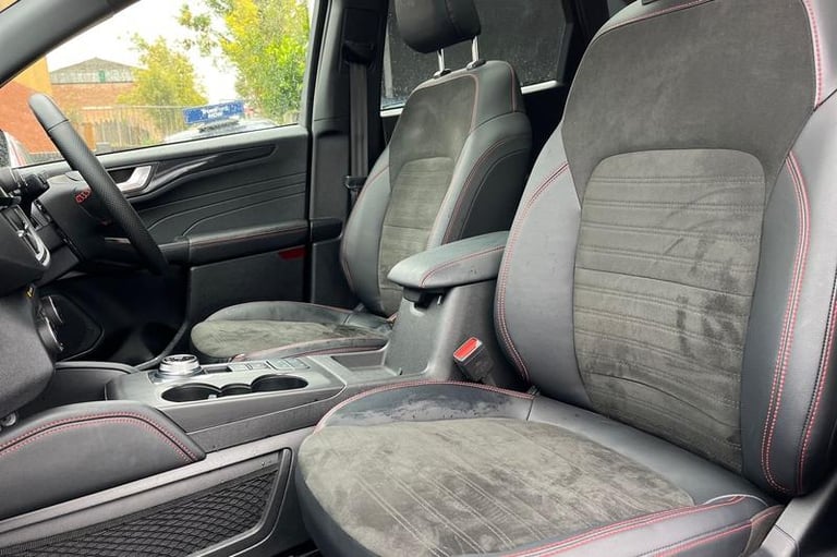 2023 Ford Kuga 2.5 FHEV Graphite Tech Edition 5dr CVT HATCHBACK PETROL/ELECTRIC Automatic