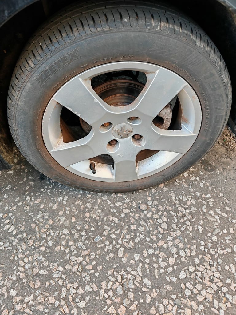 Peugeot, 207, Convertible, 2011, Manual, 1598 (cc), 2 doors