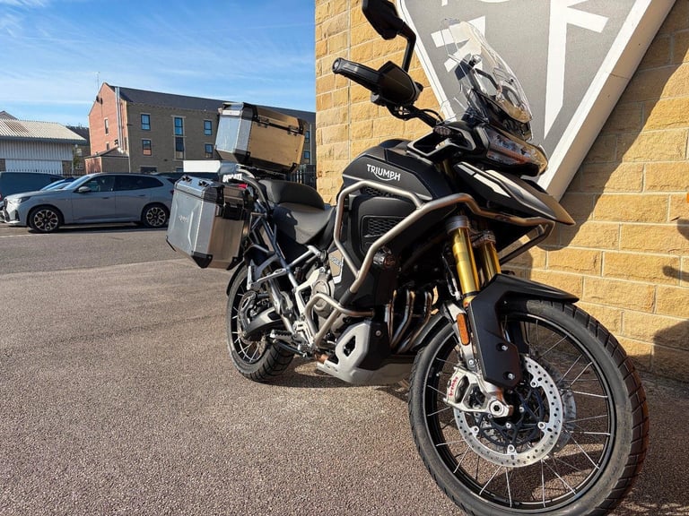 Triumph Tiger 1200 Rally Explorer 2025