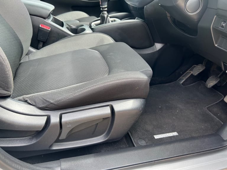 2019 Nissan Qashqai 1.3 DiG-T N-Connecta 5dr HATCHBACK PETROL Manual
