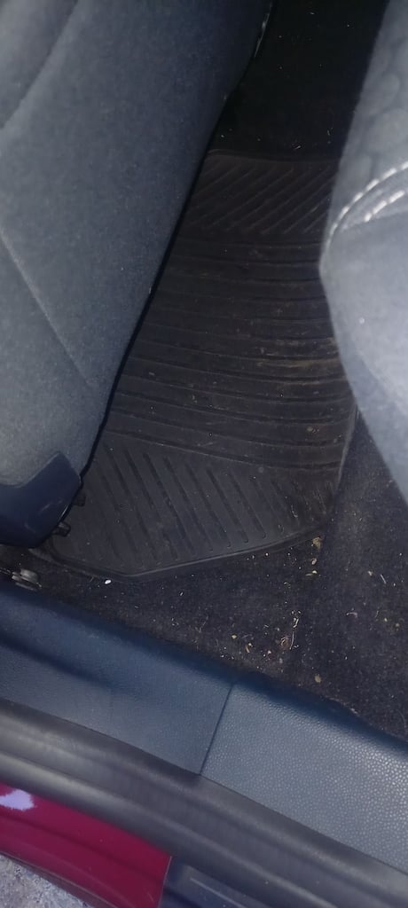 Ford fiesta mk7 and mk7.5 genuine ford rear car  rubber floor mats 