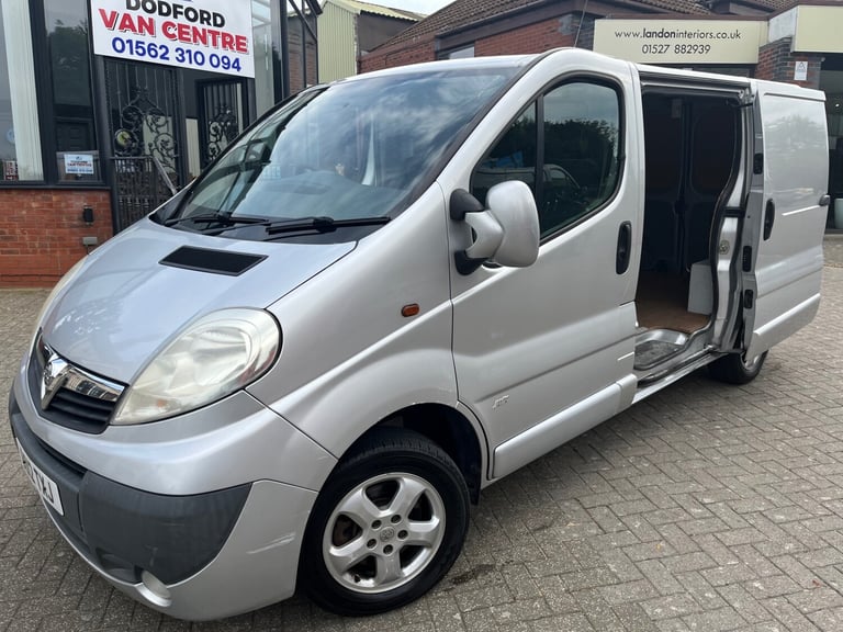 2012 Vauxhall Vivaro 2.0CDTI [115PS] Sportive Van 2.7t PANEL VAN Diesel Manual