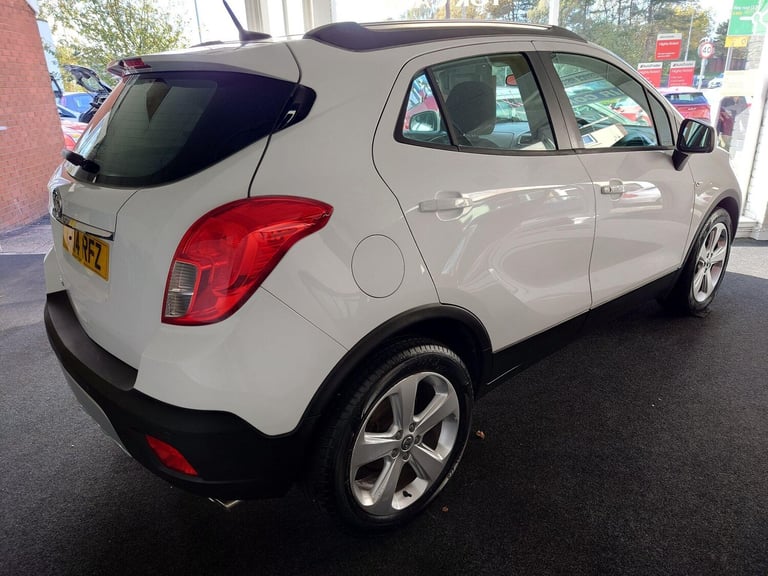 2014 Vauxhall Mokka 1.6 Exclusiv 2WD Euro 5 (s/s) 5dr HATCHBACK Petrol Manual
