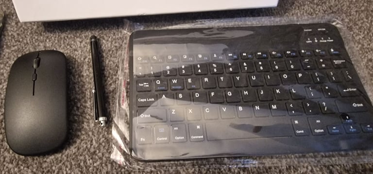 10inch andriod tablet +accessories 