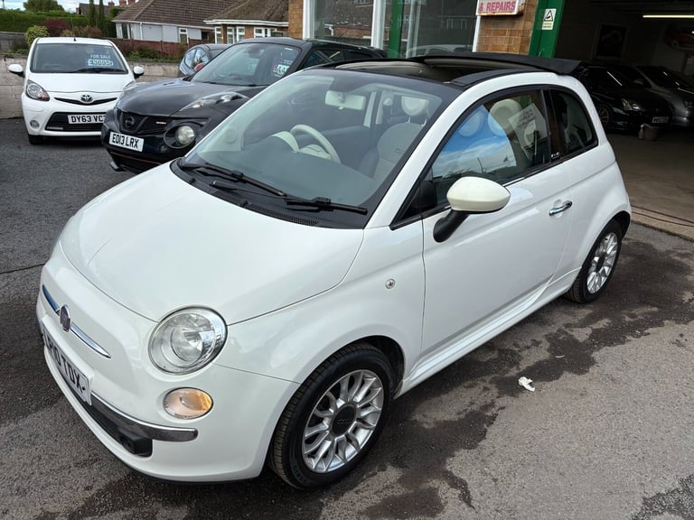 image for 2010 Fiat 500 1.2 Lounge 2dr [Start Stop] CONVERTIBLE Petrol Manual